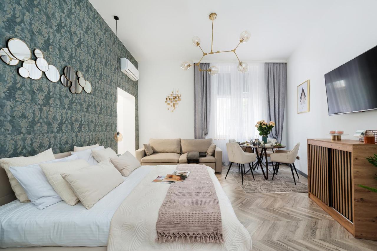 Golden Apartment - Loftaffair Krakau Buitenkant foto